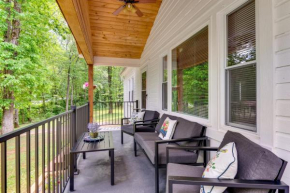 3 Mi to Downtown Home with Fire Pit in Forest City